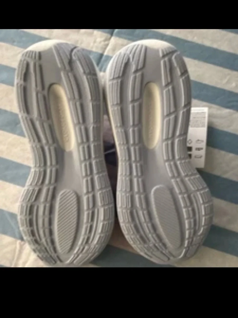 adidas lightweight supportive